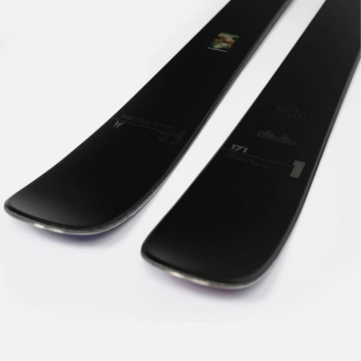 Studio 1 A-Hall Limited Edition Skis