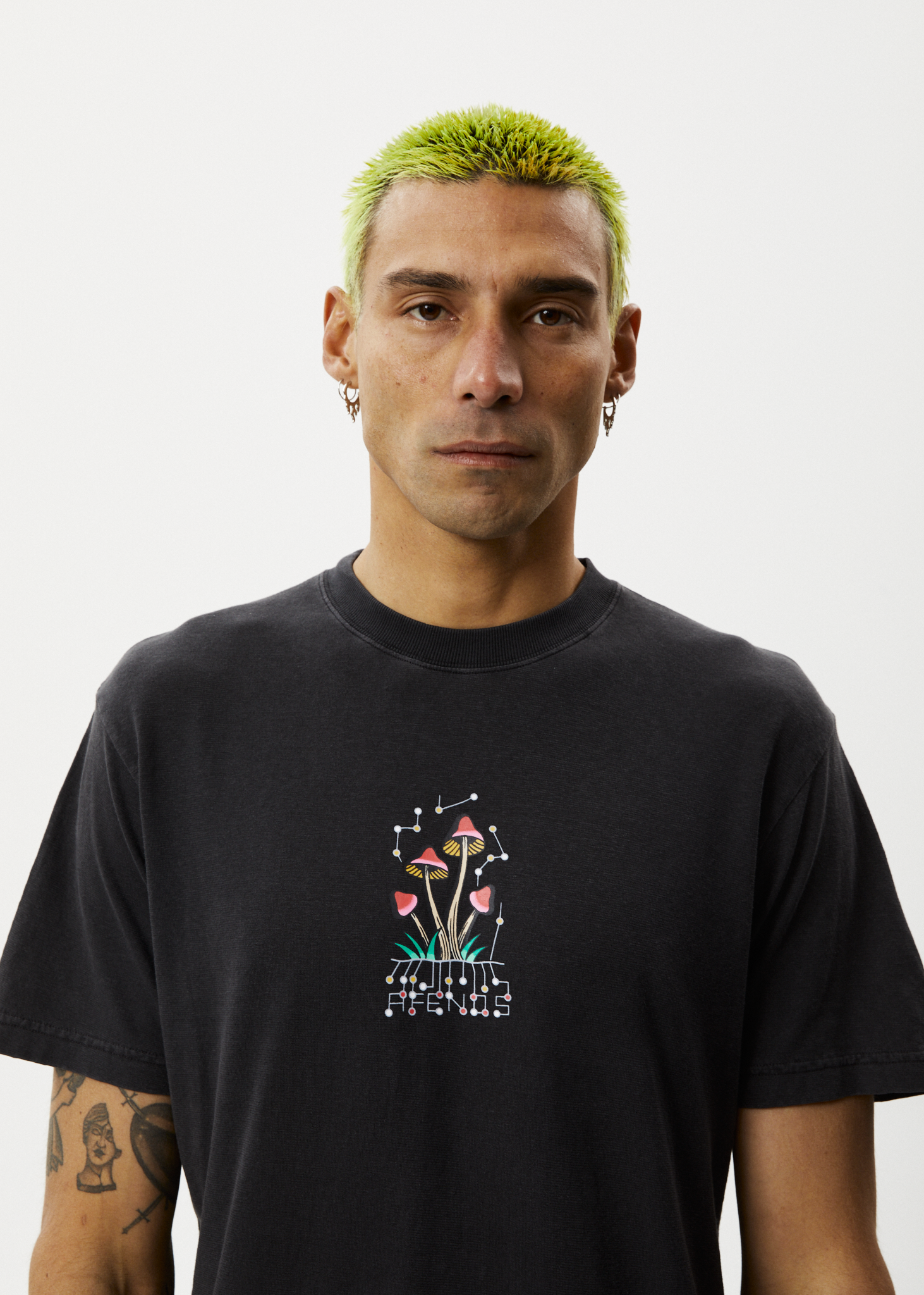 Journey Inward Retro Graphic T-Shirt Stone Black