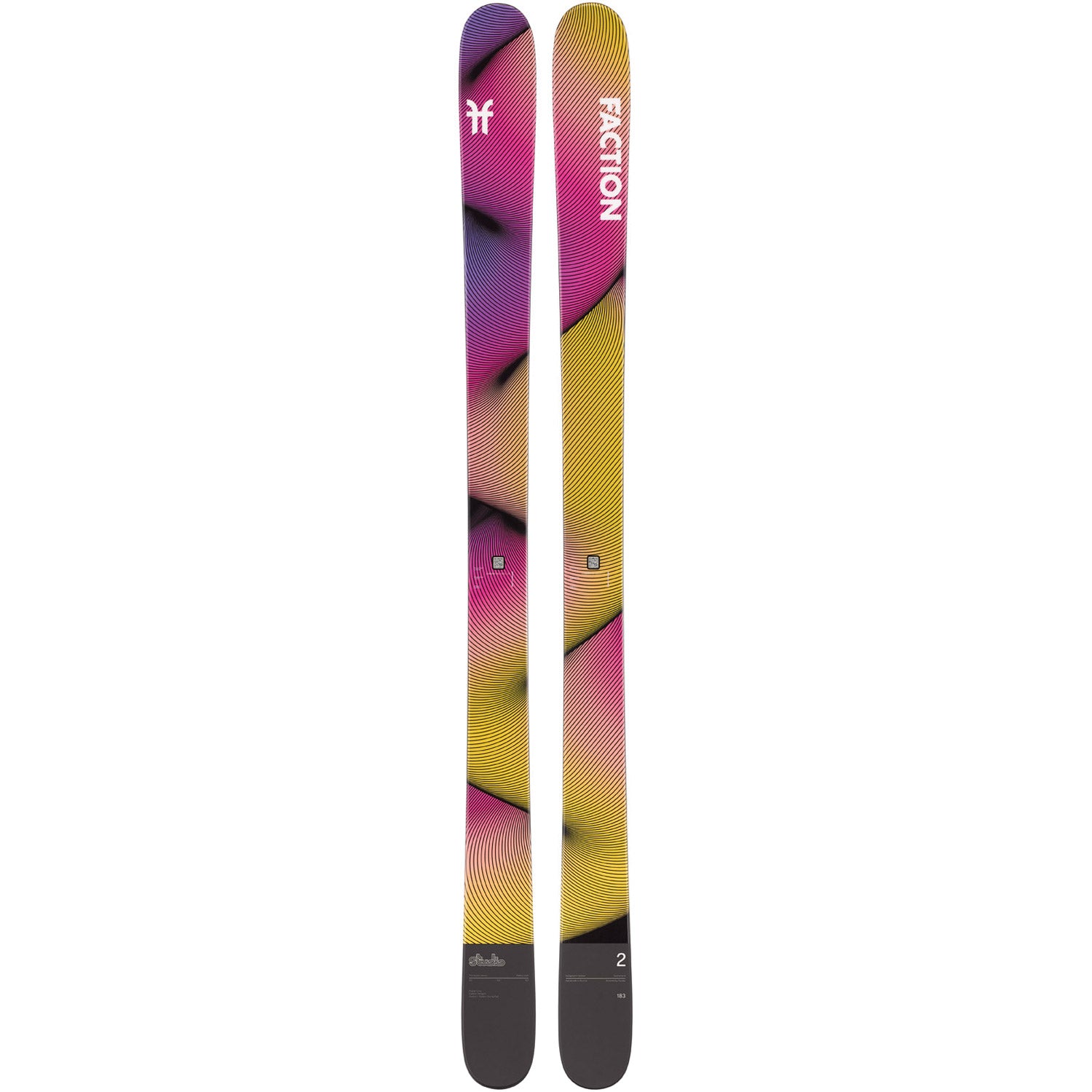 Studio 2 Skis