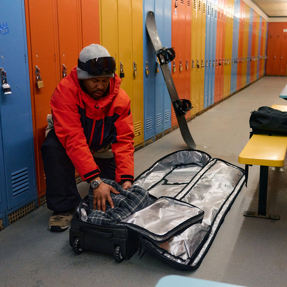 Low Roller Snowboard Bag