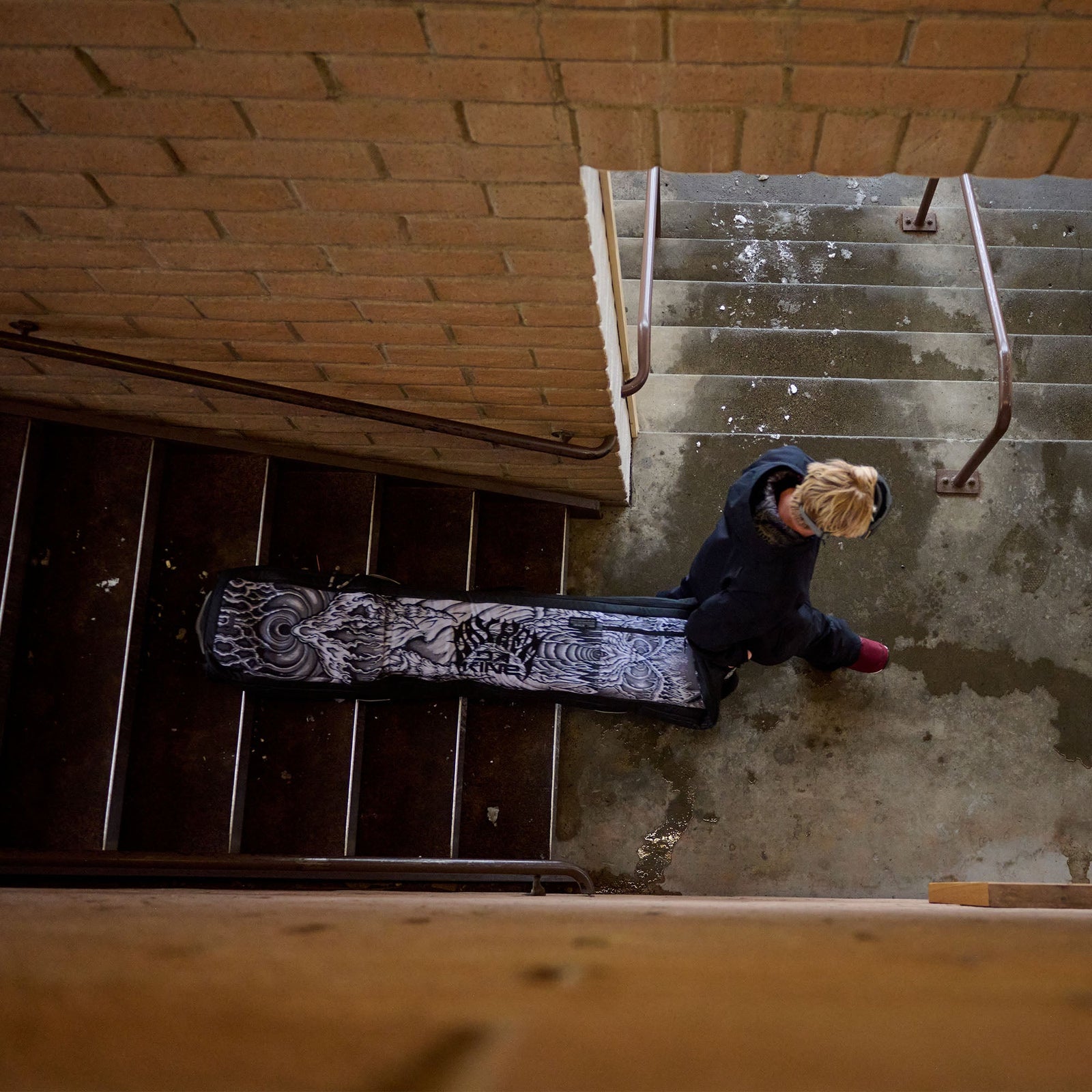 Low Roller Snowboard Bag X Mayhem