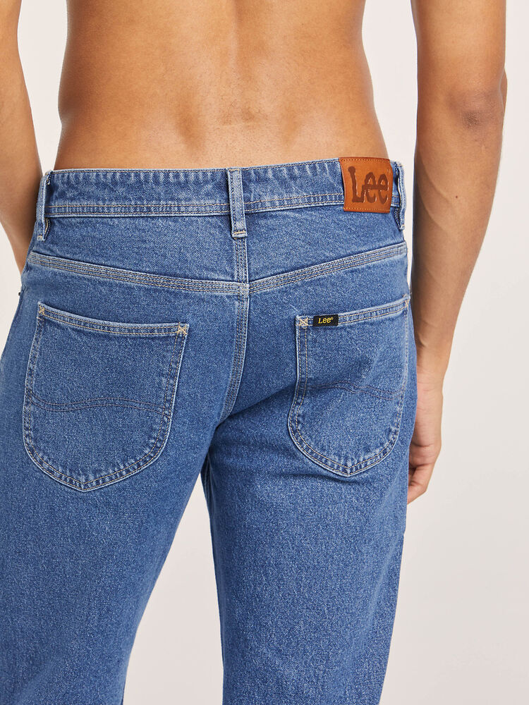 L-Three Straight Jean