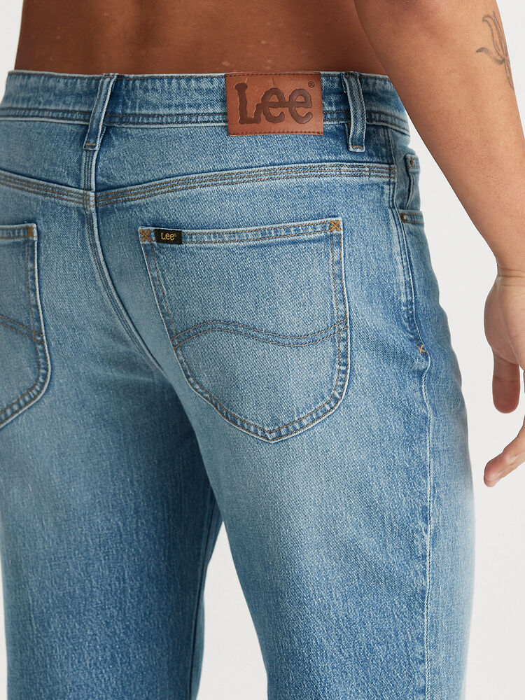 L-Three Straight Jean