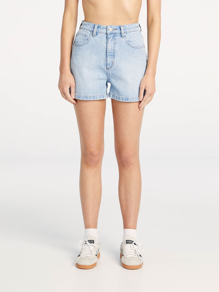 High Relaxed Short