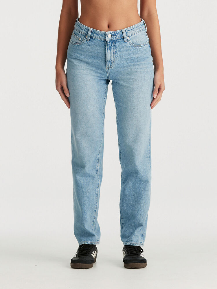 Mid Slim Straight Jean