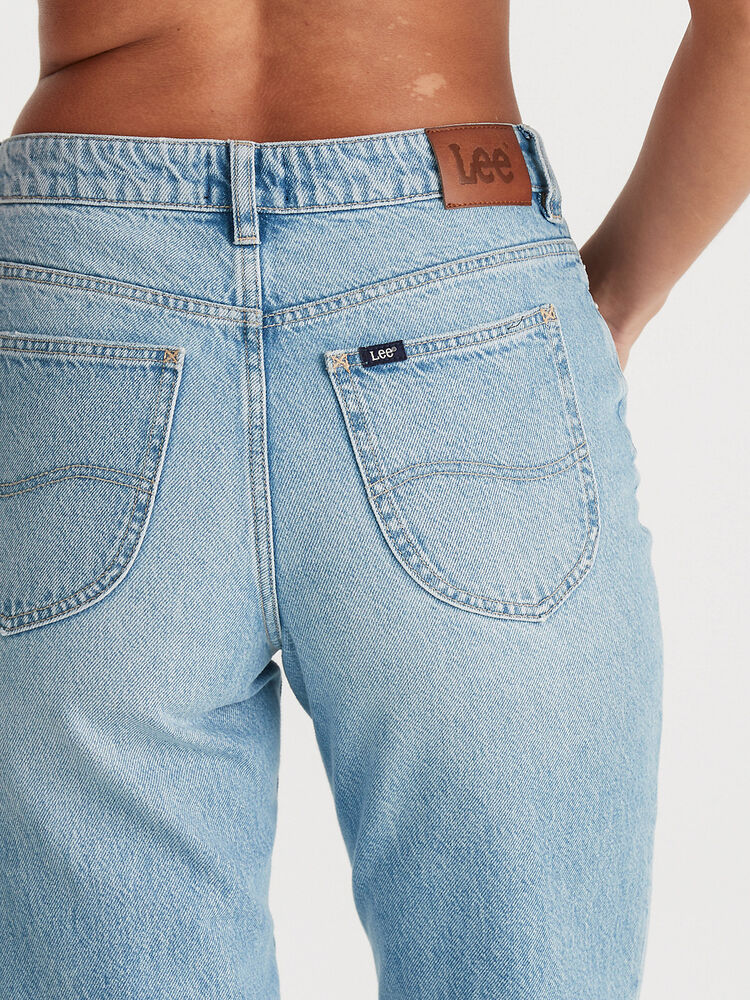 Mid Slim Straight Jean