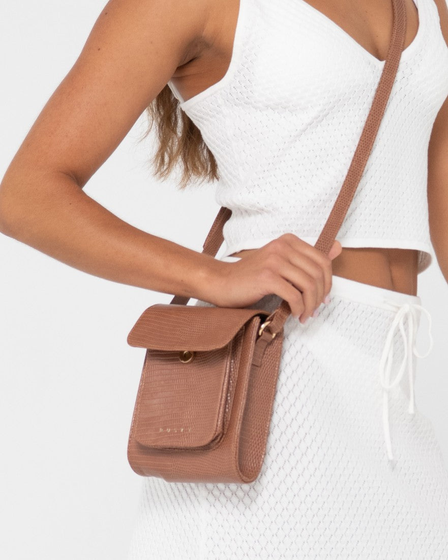 Mila Over The Shoulder Textured Sidebag