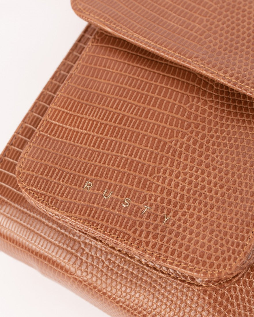 Mila Over The Shoulder Textured Sidebag