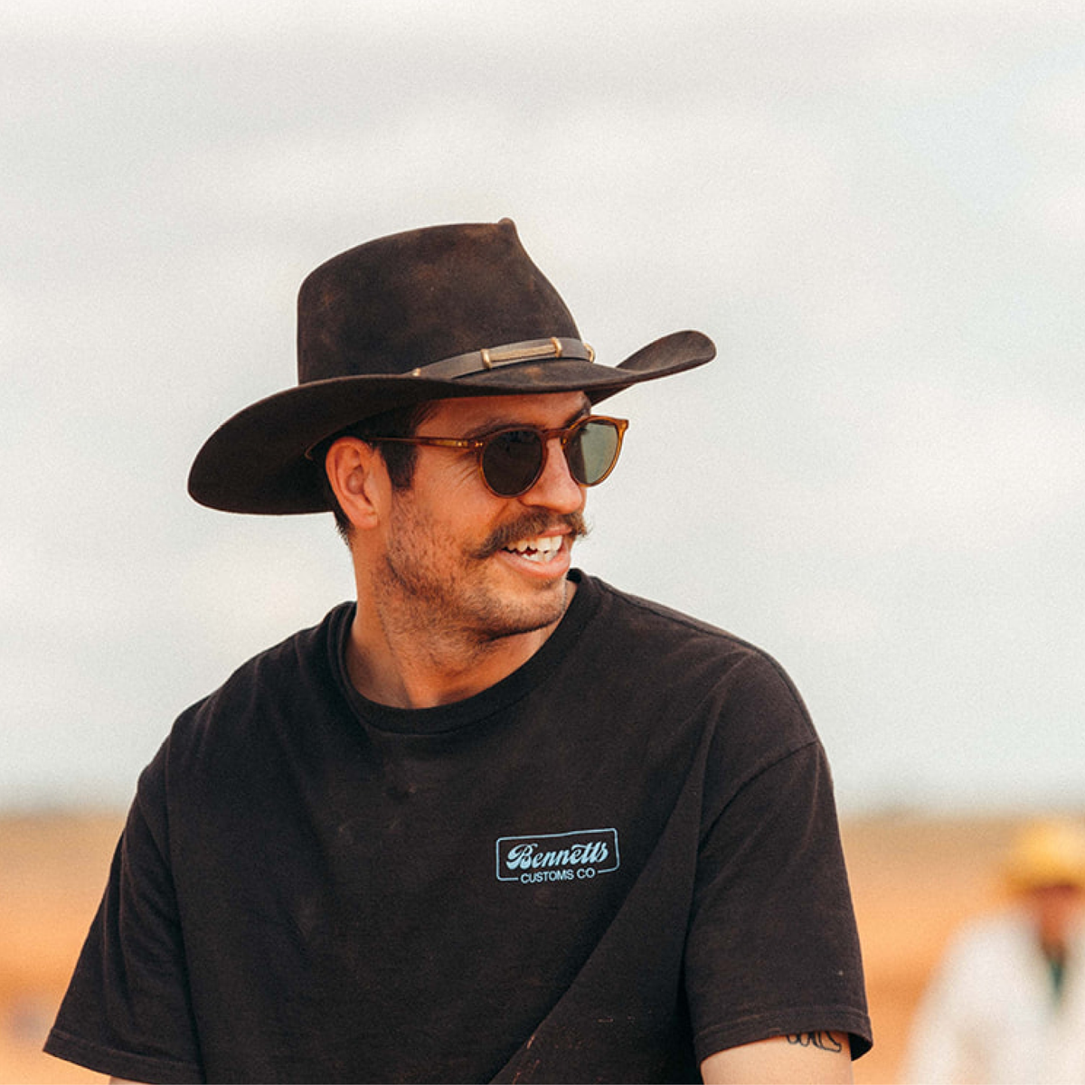 OMAR - Eco Matte Black / Grey