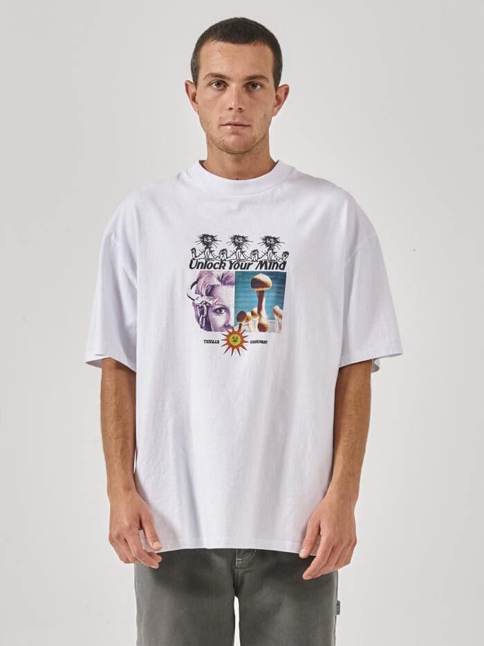 Unlock Your Mind Box Fit Oversize Tee