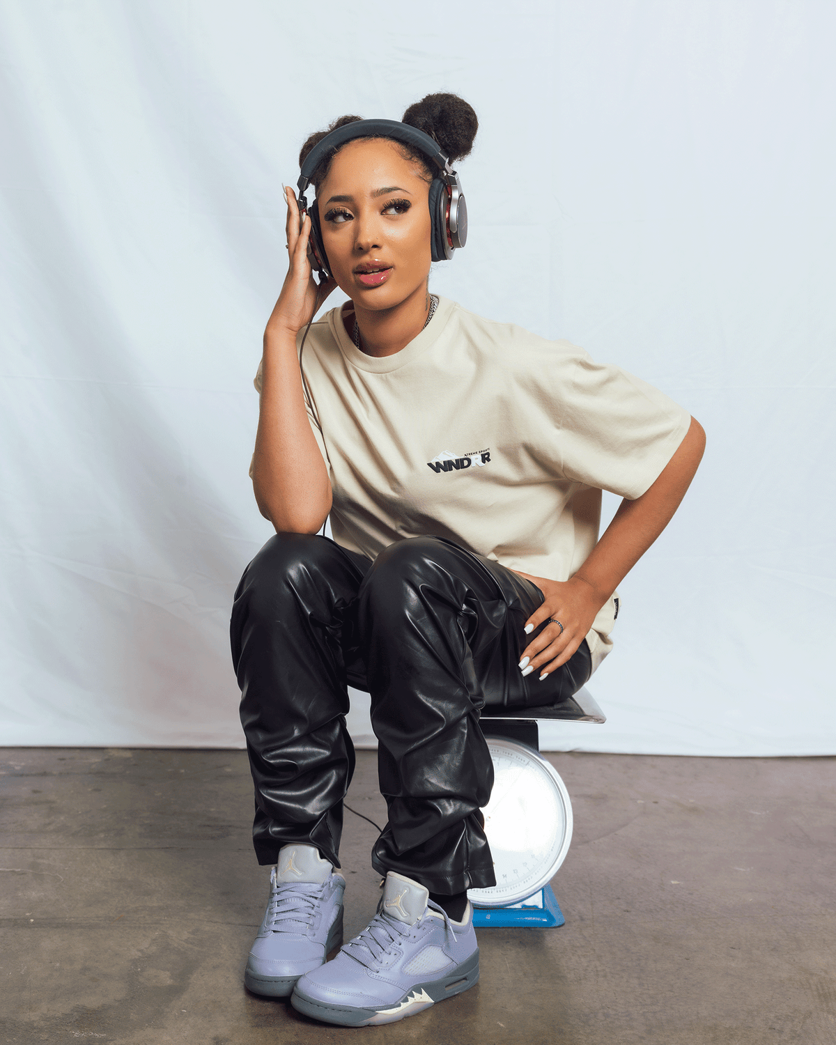 RANGES BOX FIT TEE - TAN