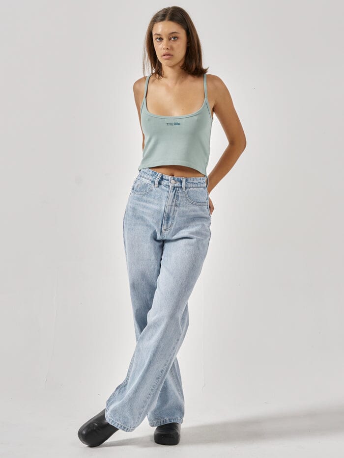 Two Minds Bound Tank