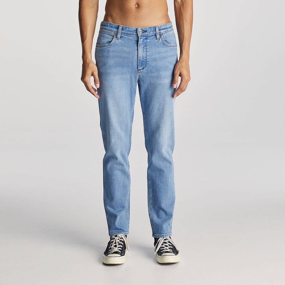 Spencer Relaxed Tapered Jean