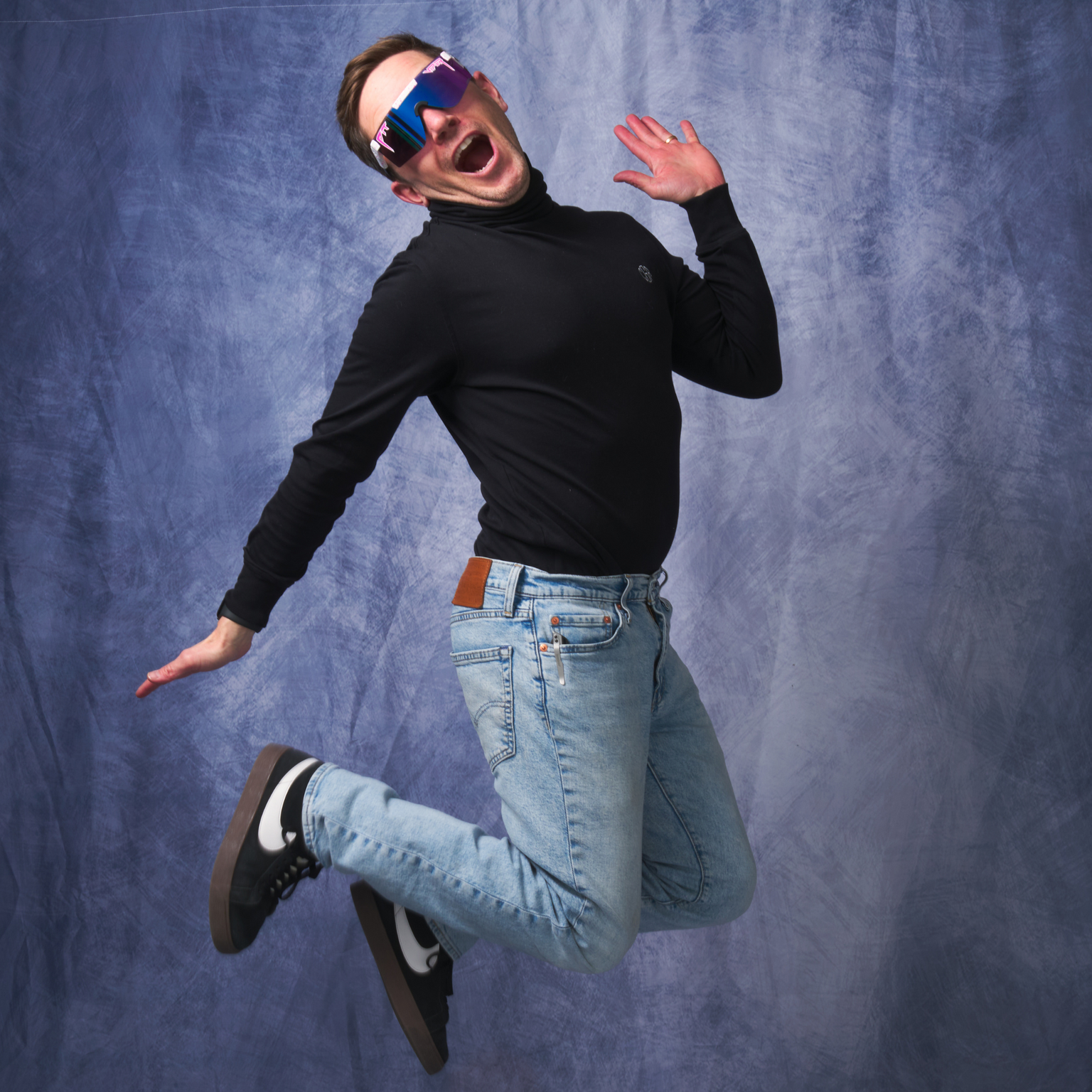 The Aftershock Original 2.0 Sunglasses - Wide HDPV Polarized Blue Purple