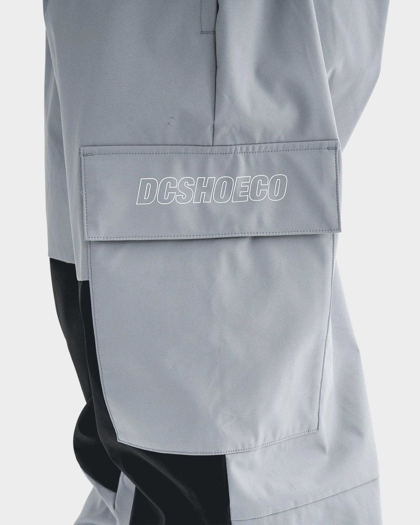 24 DC Snow Cargo Block Pants