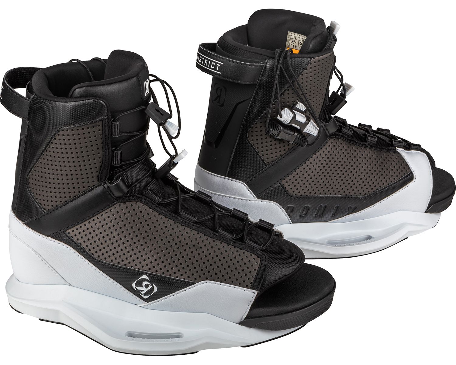 Vault Wakeboard w/ District Boot Package