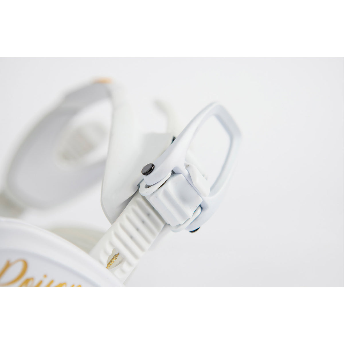 NITRO Poison Binding Champagne