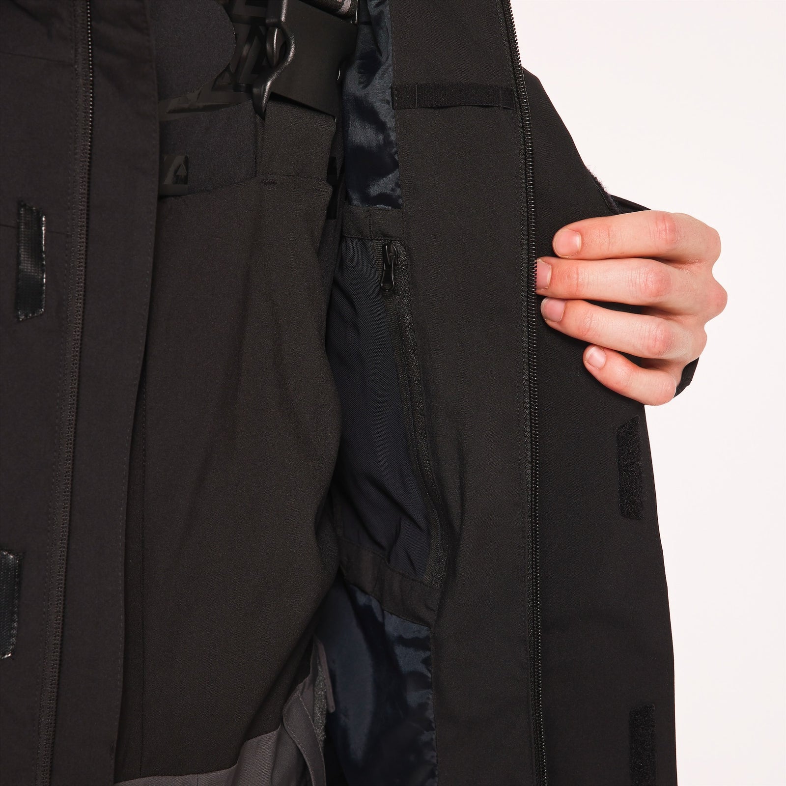 Oakley TNP TBT Shell Snow Jacket Blackout