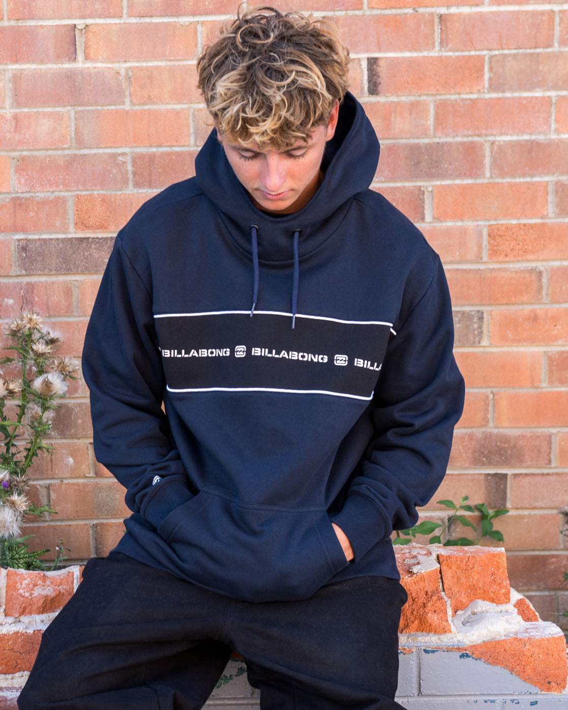 Bracket Wave Pop Hoodie