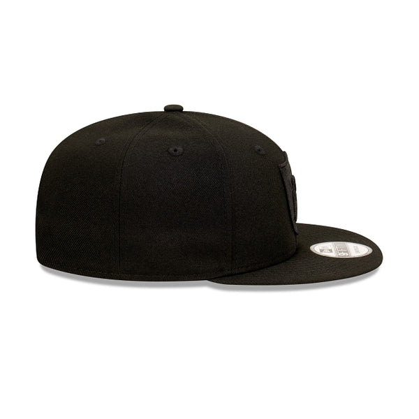 9FIFTY Las Vegas Raiders NFL Essentials Black on Black Snapback Cap