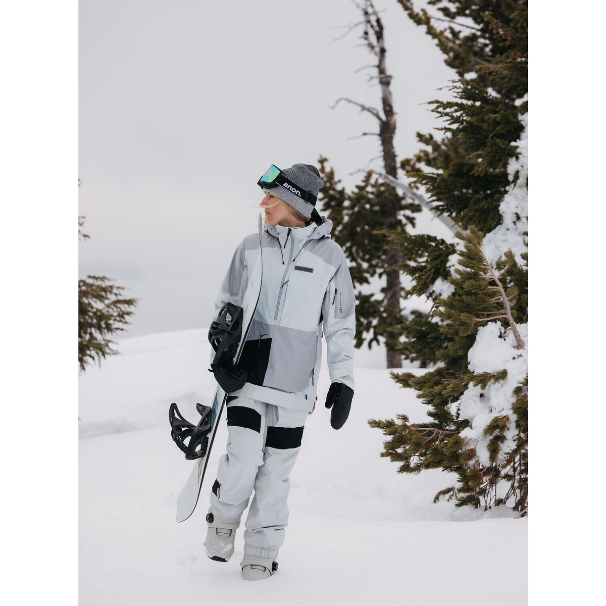 Women's Carbonate Gore-Tex 2L Snowboard Jacket