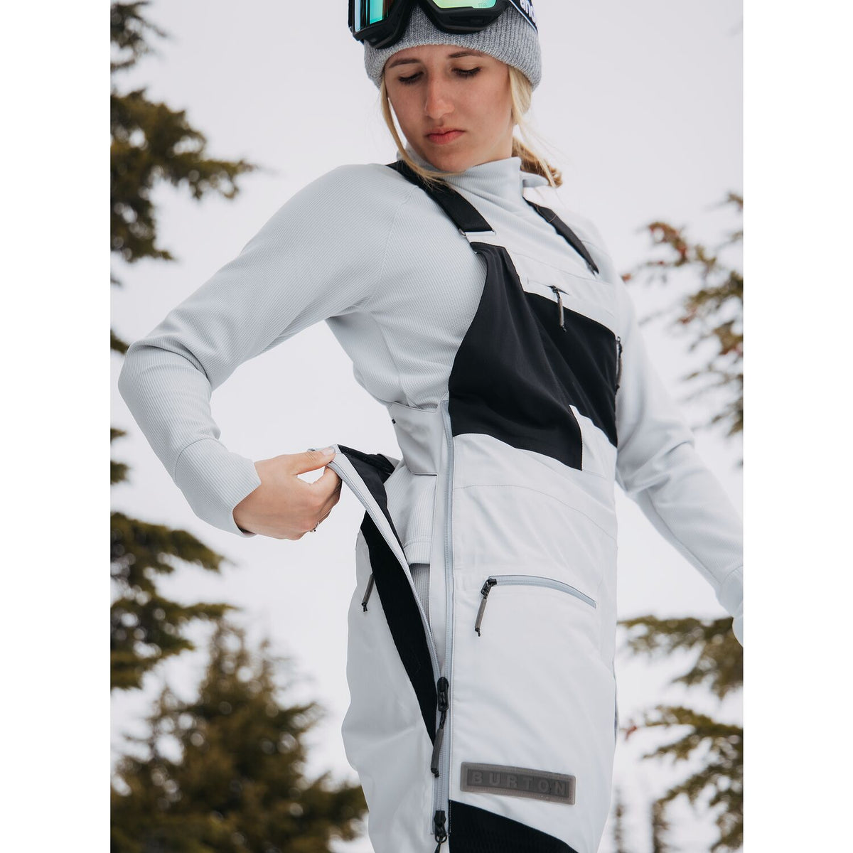 Women's Carbonate Gore-Tex Snowboard Pants