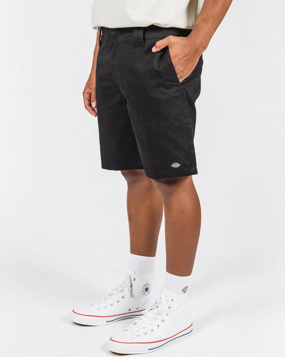 C182 REGULAR FIT 9" SHORT