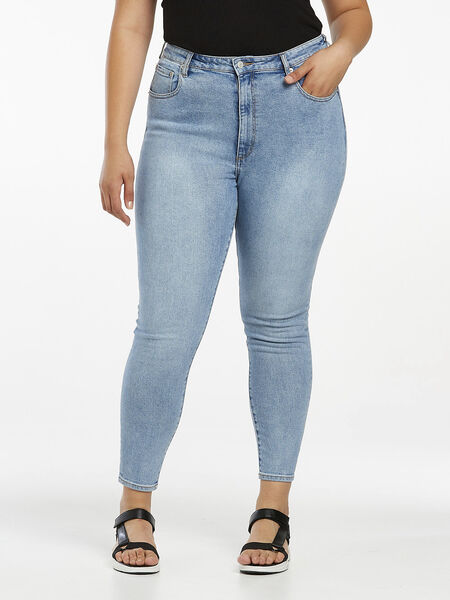 Hi Licks Crop Spirit