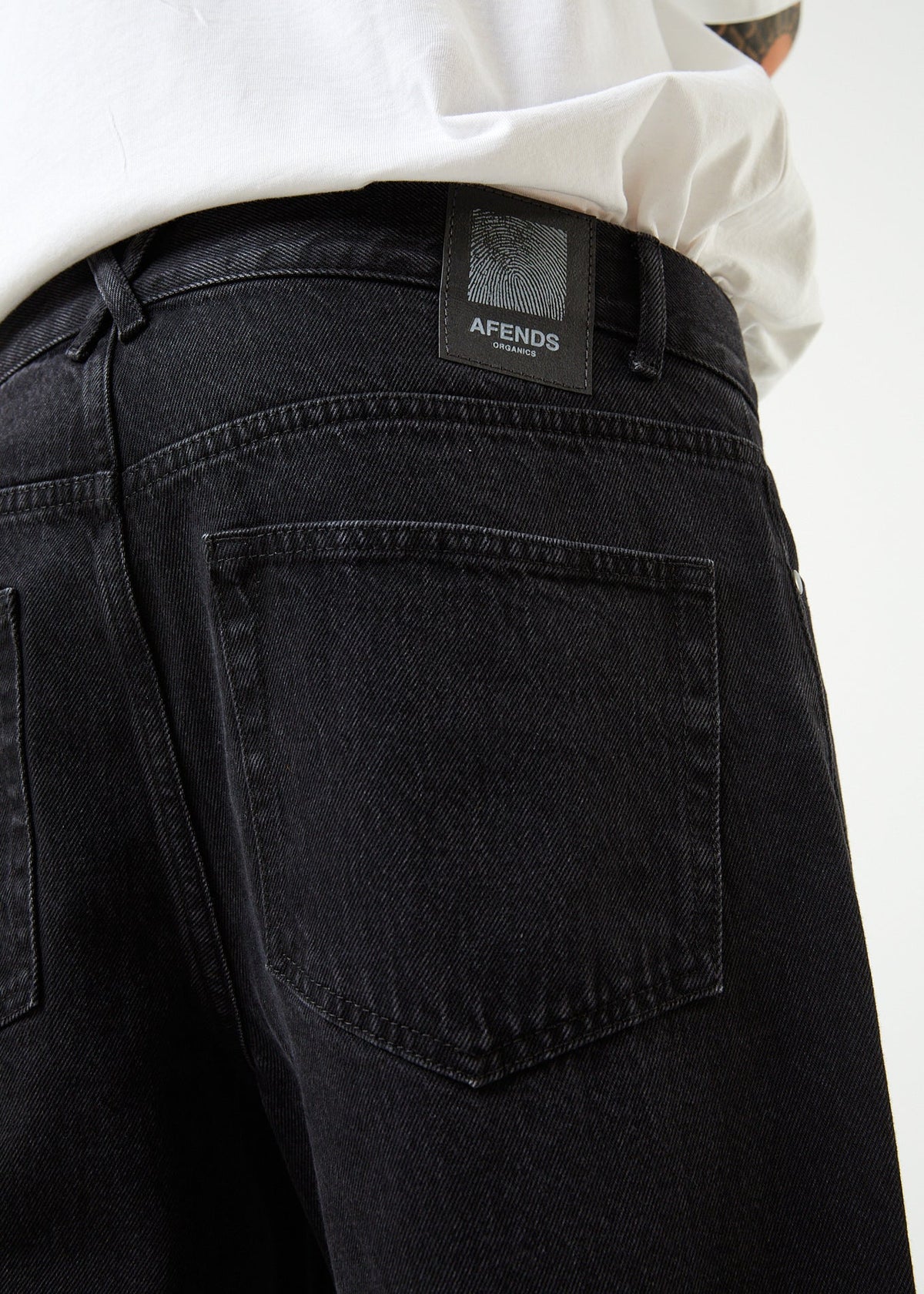 Ninety Twos - Organic Denim Relaxed Fit Jean - Washed Black