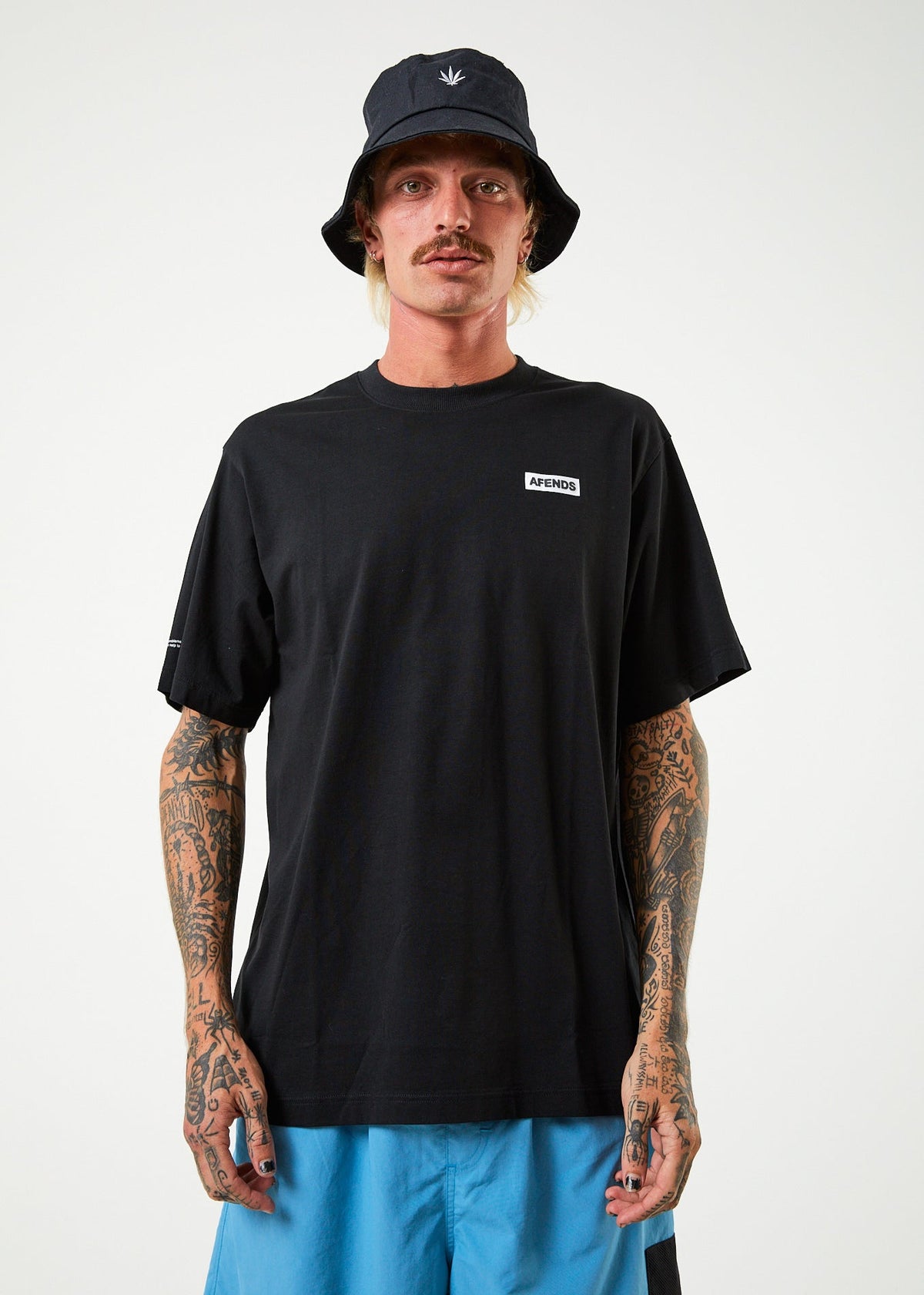 Information - Recycled Retro Graphic T-Shirt - Black