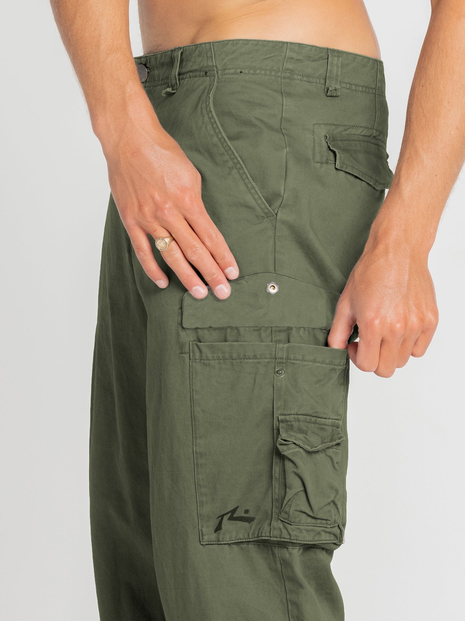 Rusty Sheetya Loose Fit Cargo Pant Army