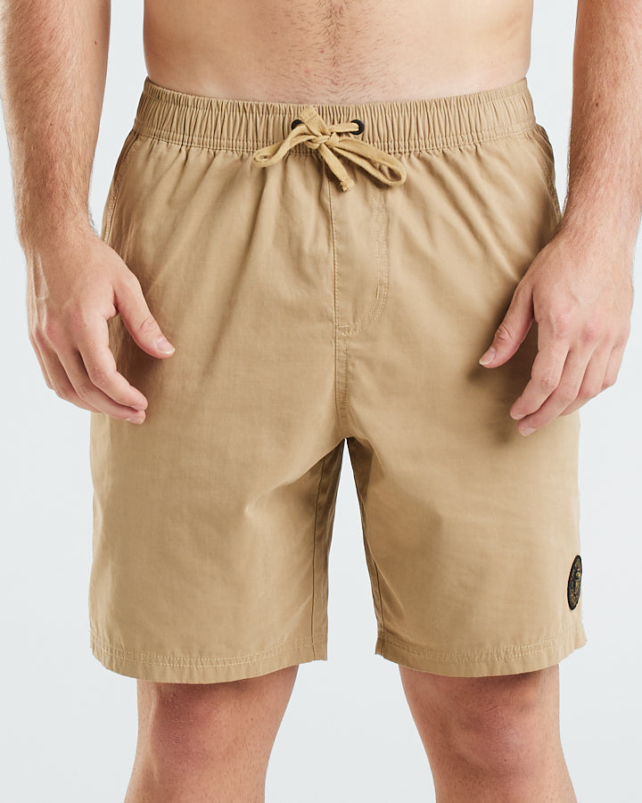 Drop The Pick Volley Short 18"