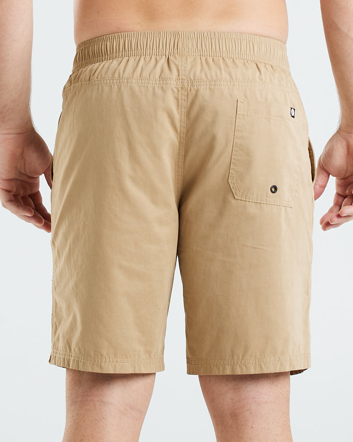 Drop The Pick Volley Short 18"