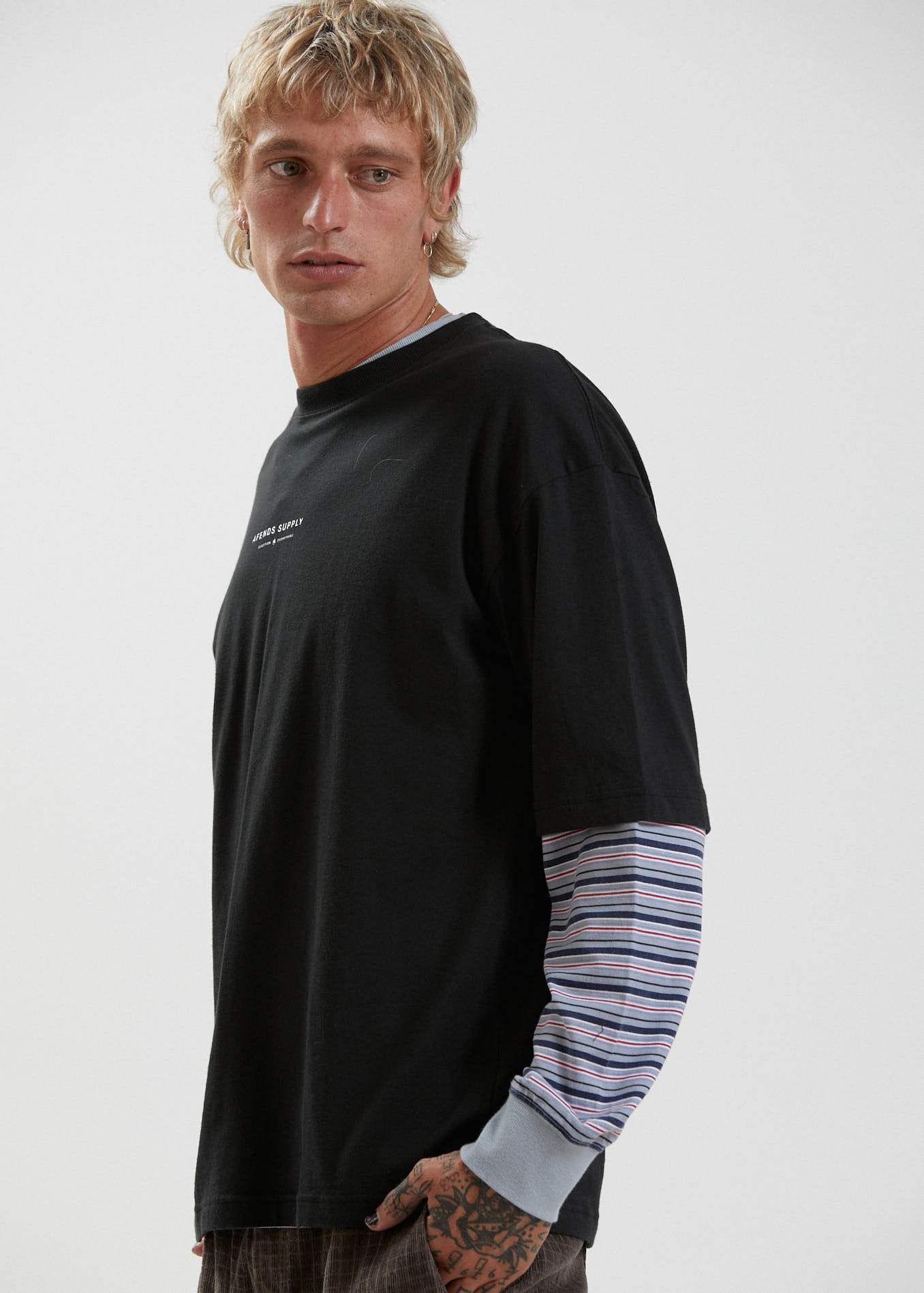 Afends Supply  - Recycled Oversized T-Shirt - Black Black