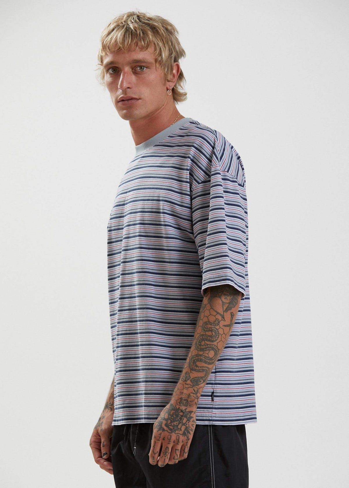 Afends Surplus  - Reycled Stripe Oversized T-Shirt - Shadow Shadow