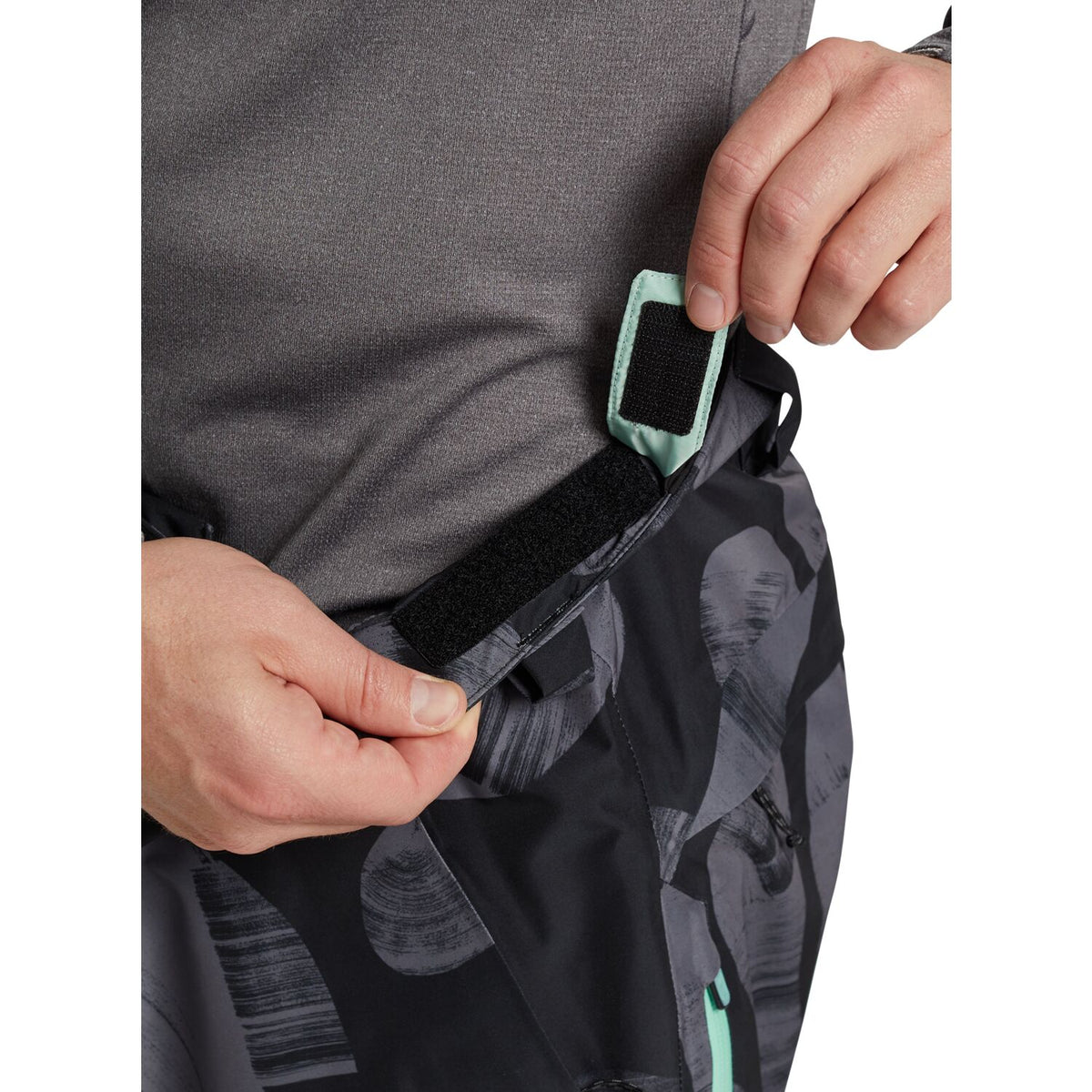 burton-ak-gore-tex-swash-snowboard-pant-2021-ty-williams-camo