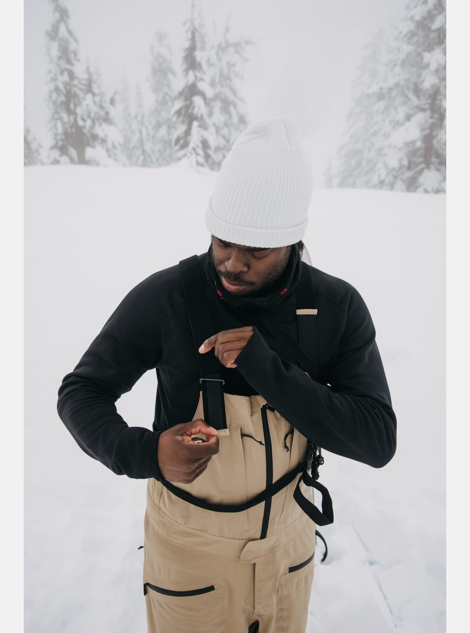 Burton Men's Burton [ak] Freebird GORE-TEX 3L Stretch Bib Pants Kelp