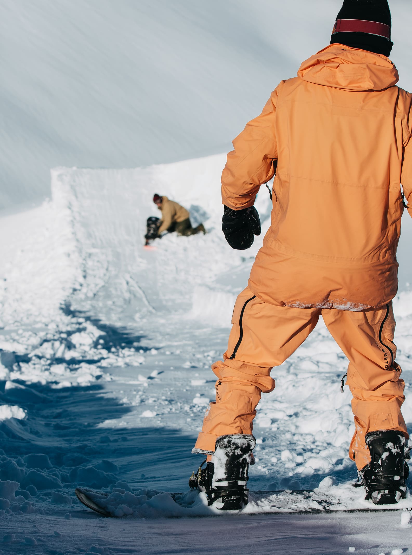 Burton Men's Burton [ak] Hover GORE-TEX 3L Stretch Jacket Salmon Buff