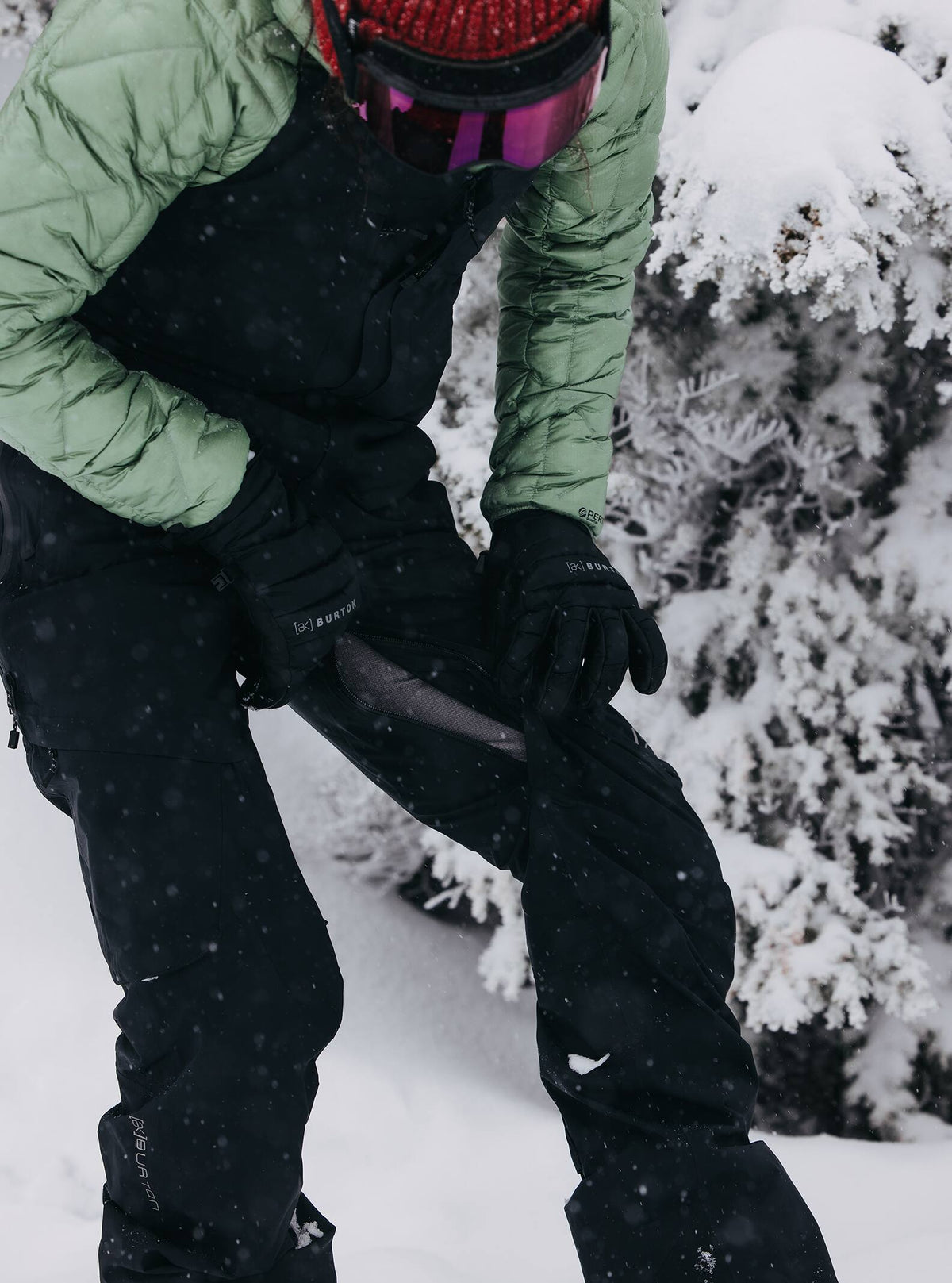 Burton Women's Burton [ak] Kimmy GORE-TEX 2L Bib Pants True Black