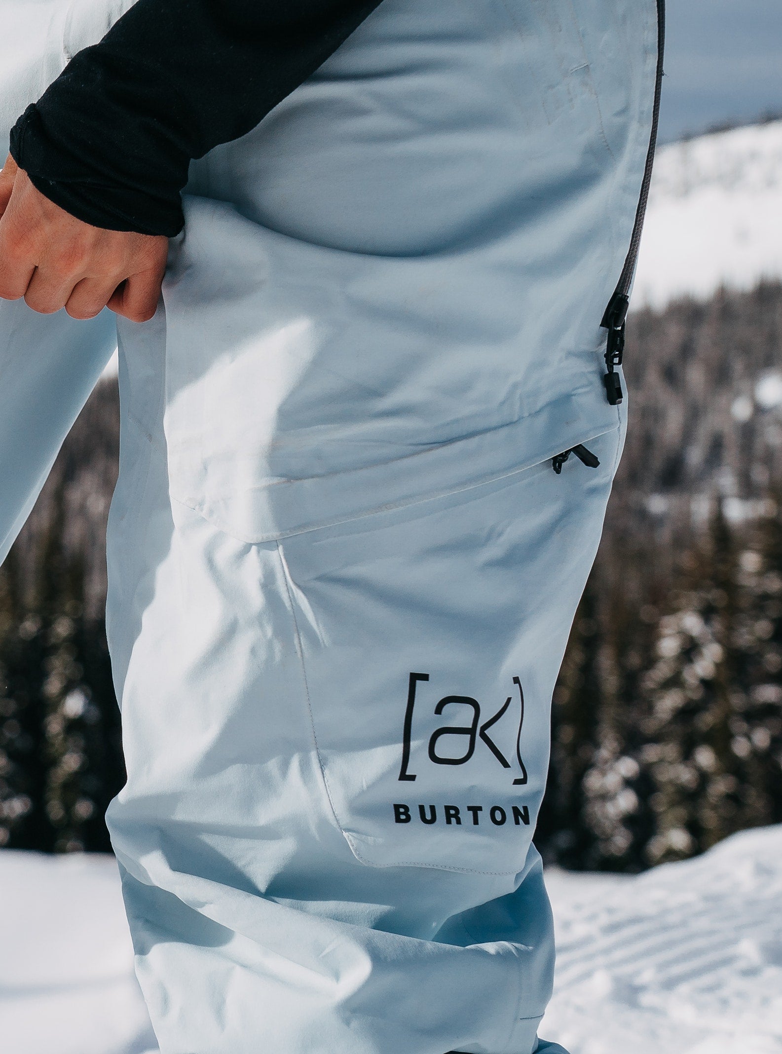 Burton Women's Burton [ak] Kimmy GORE-TEX 3L Stretch Bib Pants Ballad Blue