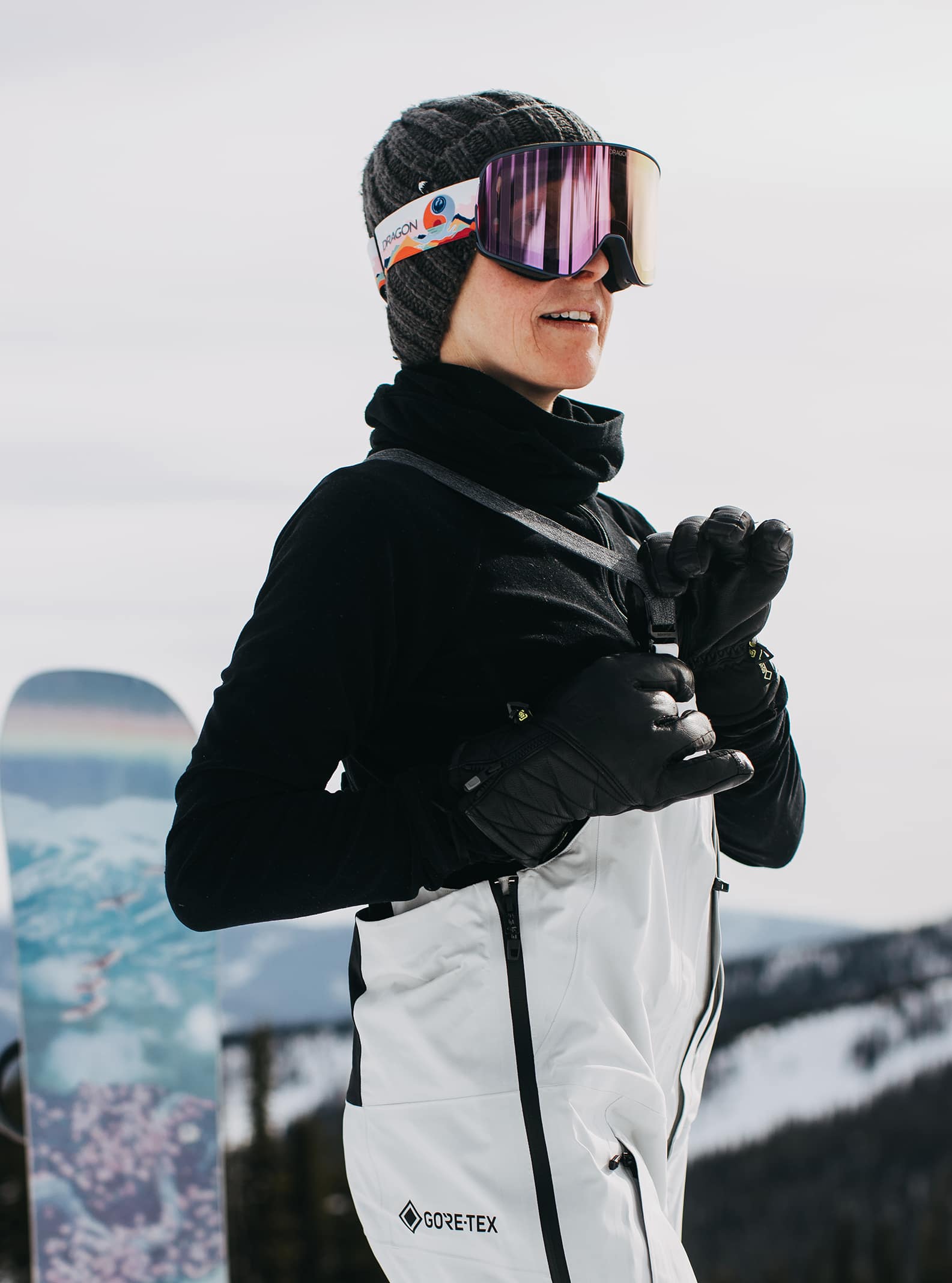 Burton Women's Burton [ak] Kimmy GORE-TEX 3L Stretch Bib Pants Gray Cloud