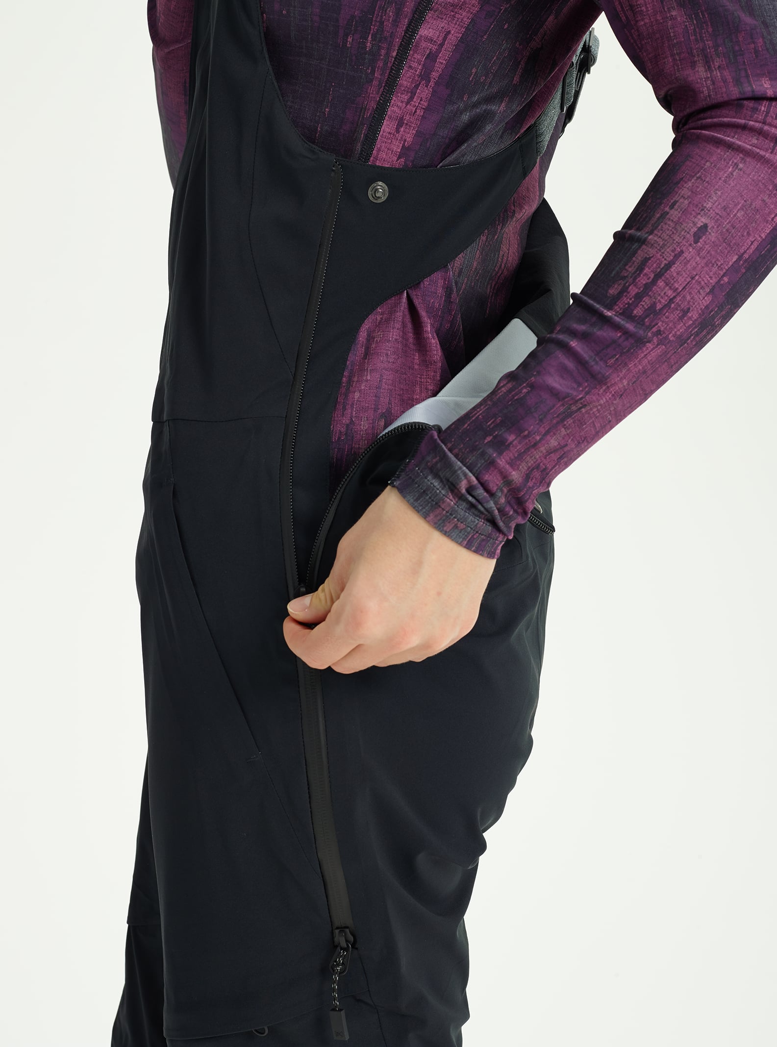 Burton Women's Burton [ak] Kimmy GORE-TEX 3L Stretch Bib Pants True Black