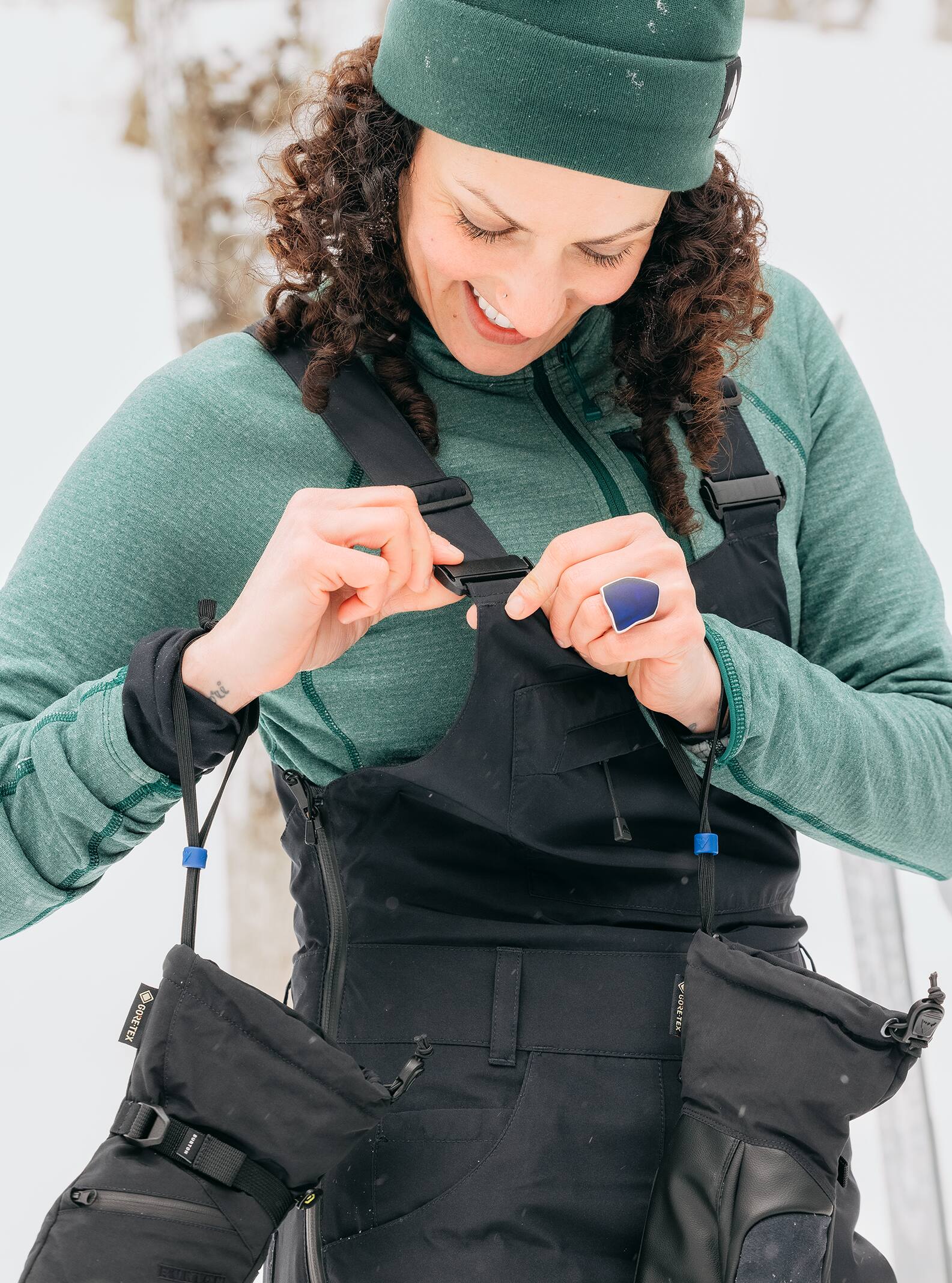 Burton Women's Burton Avalon GORE-TEX 2L Bib Pants True Black