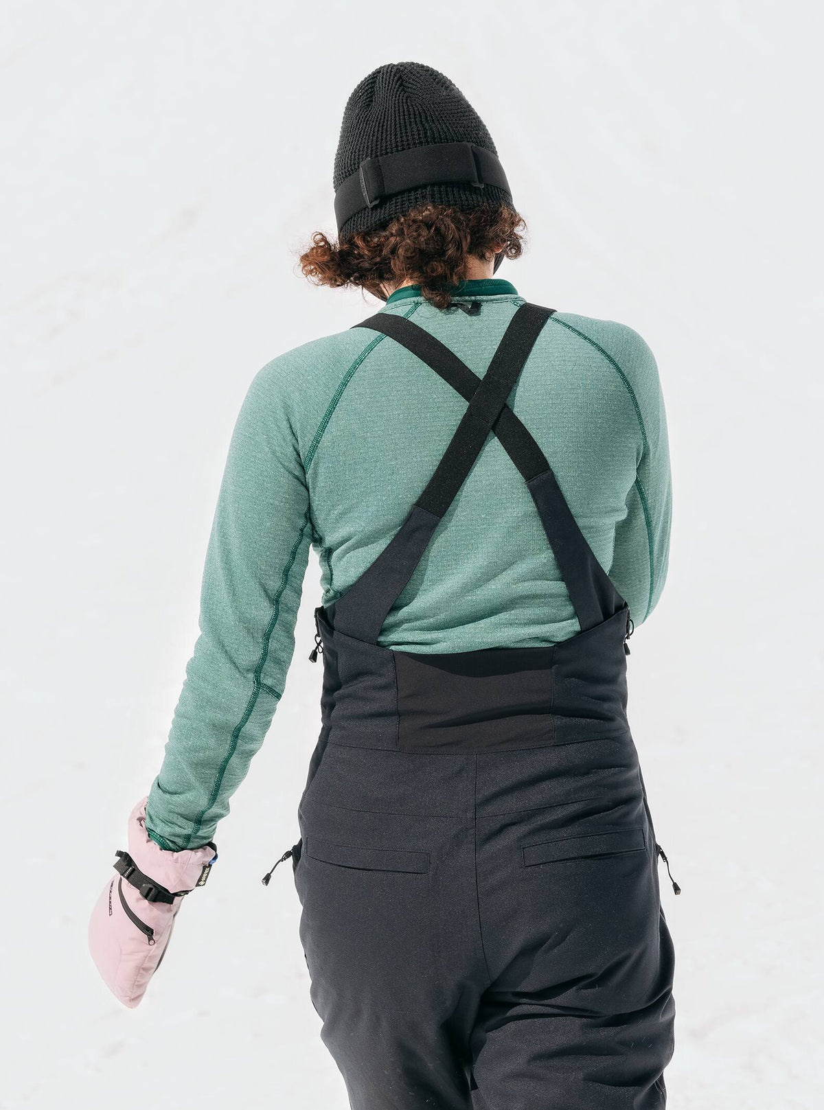 Burton Women's Burton Reserve Stretch 2L Bib Pants True Black