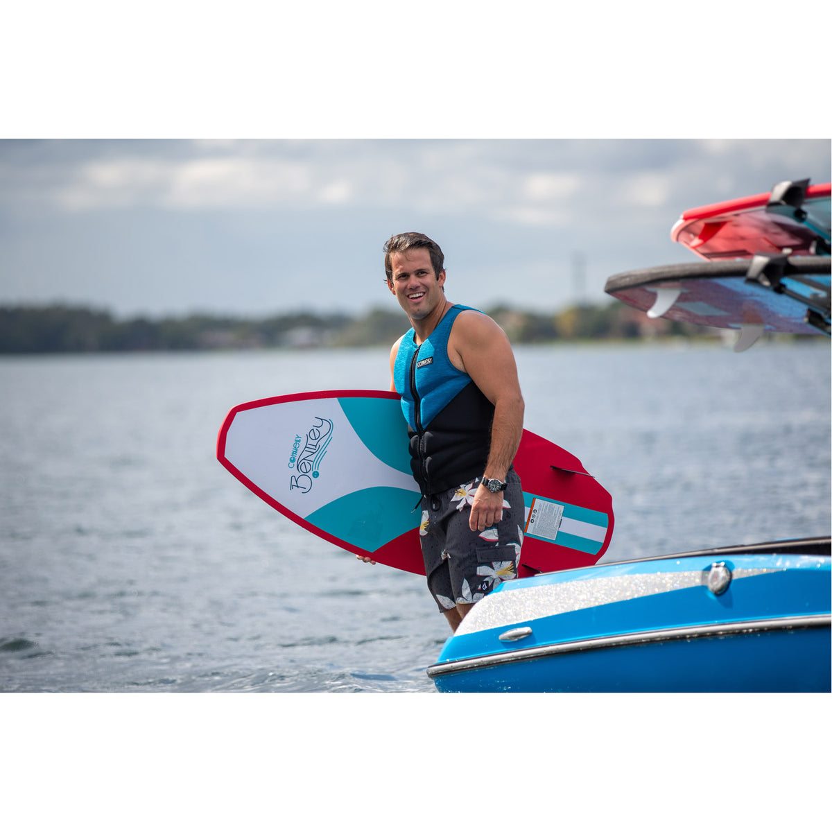 Bentley Wakesurfer 2022