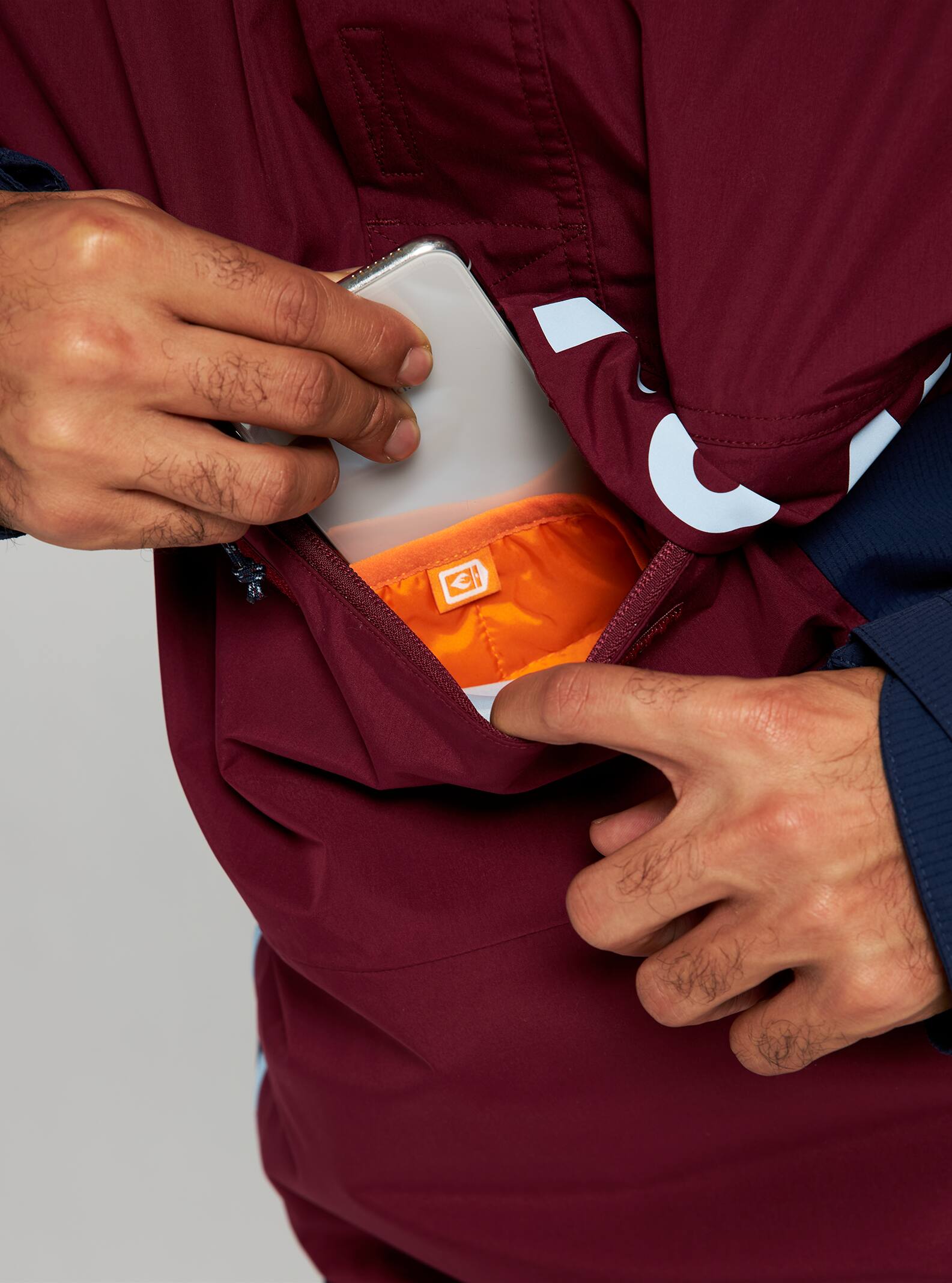 Burton Frostner Anorak 2022 Mulled berry / dress blue