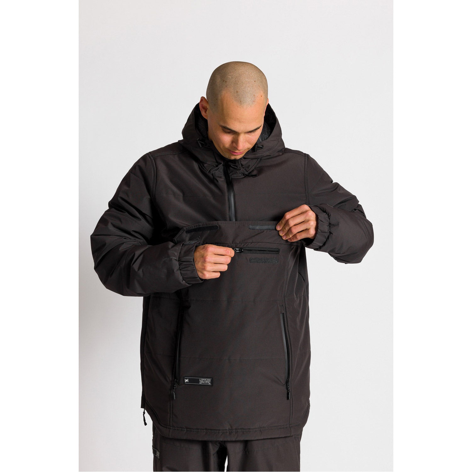 L1 Aftershock Snowboard Jacket  Black