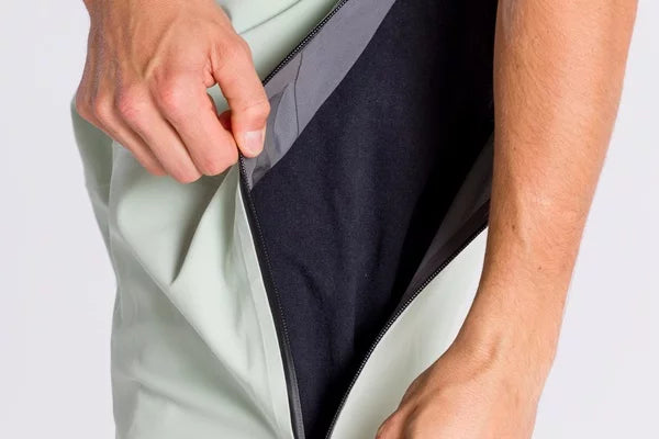 L1 Axial Pant 2023 Spray