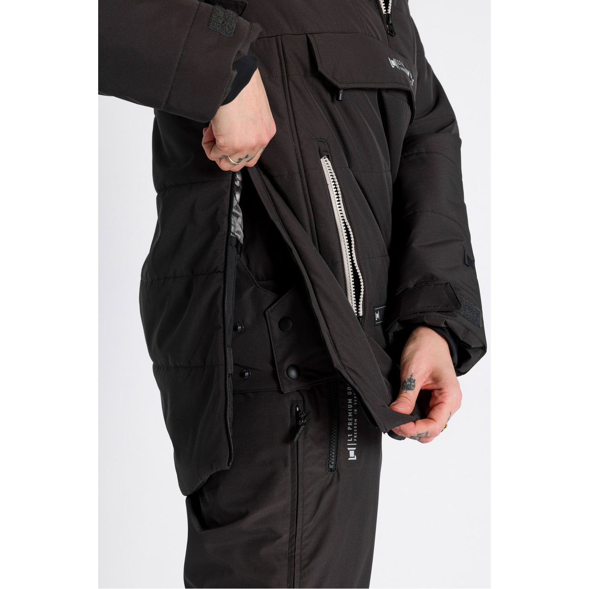 L1 Snowblind Snowboard Jacket Phantom