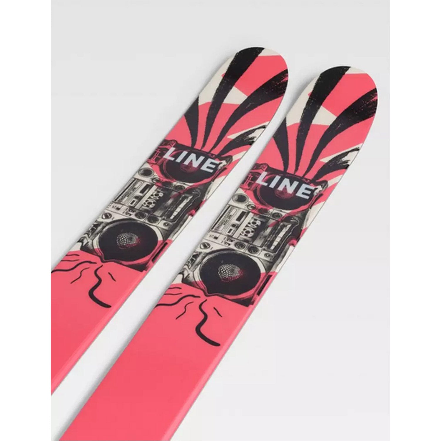 Honey Bee Skis 2023